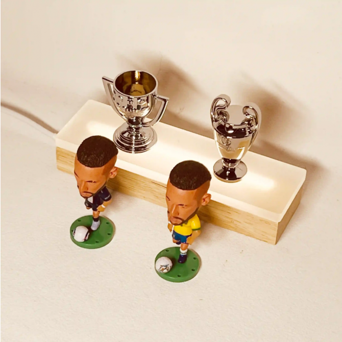 Neymar Jr Mini Figure & Metal Trophy